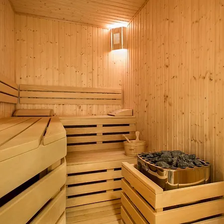 Udanypobyt Sloneczne Apartman *