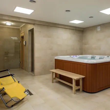 Udanypobyt Sloneczne Apartman