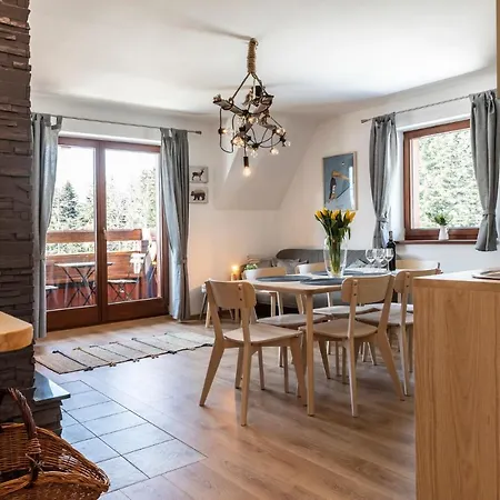 Udanypobyt Sloneczne Apartman